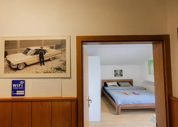 Πανσιόν Kozarje