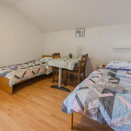 Kozarje Guest house