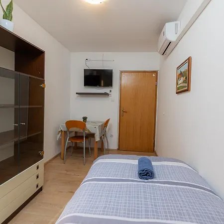 Kozarje Guest house