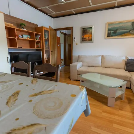 Kozarje Guest house