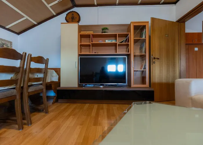 Gostinjska kuća Kozarje *